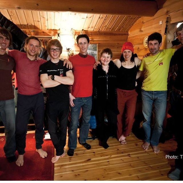 The hole group with landlady Perly Eikås