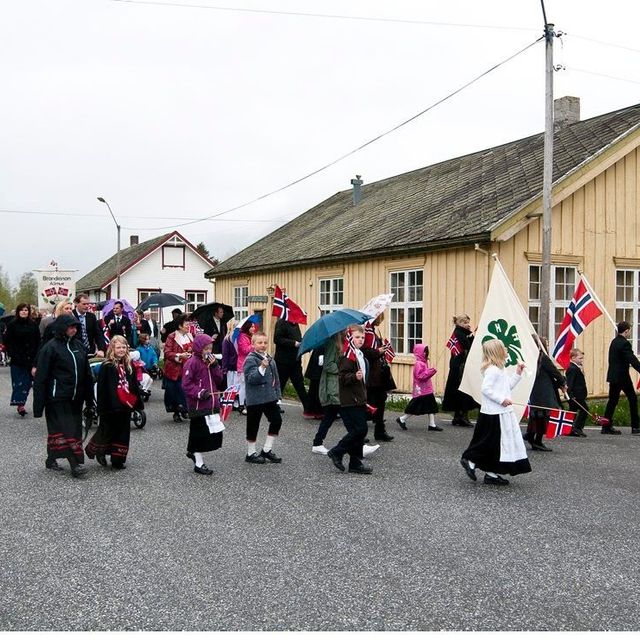 Gammelskulen ..