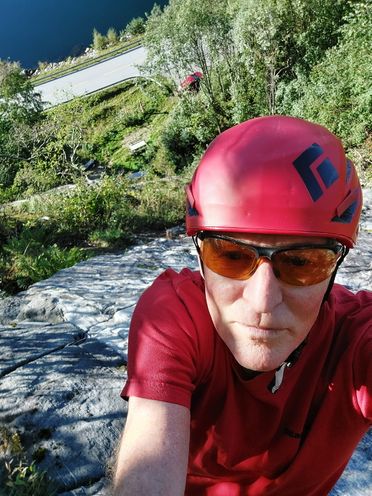 Bjørn Magne under borring av ruta