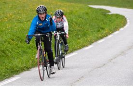 Full fart for to unge lovande